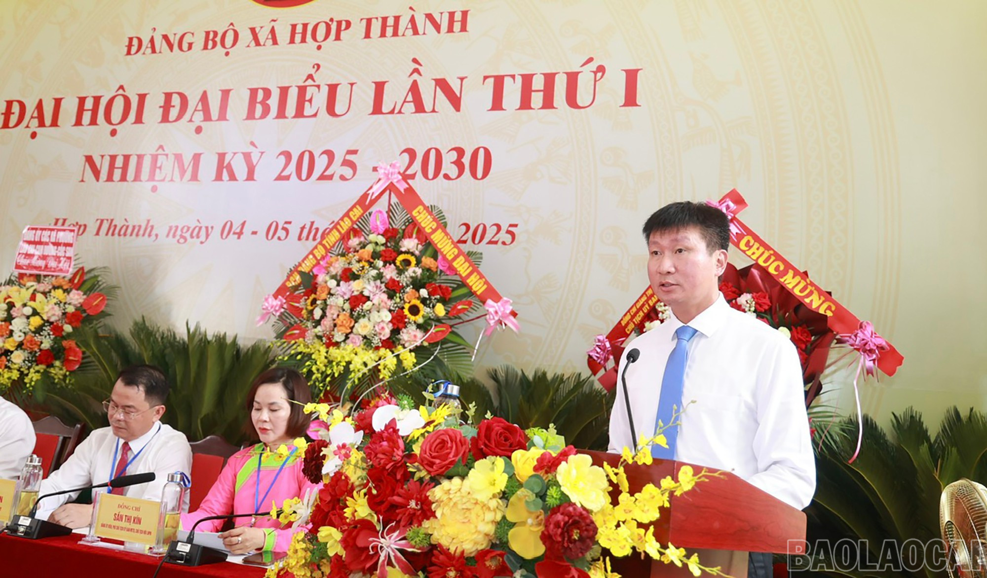 Đồng chí Trần Huy Tuấn, Phó Bí thư Tỉnh ủy, Chủ tịch UBND tỉnh phát biểu tại đại hội. baolaocai-br_dh-3.jpg