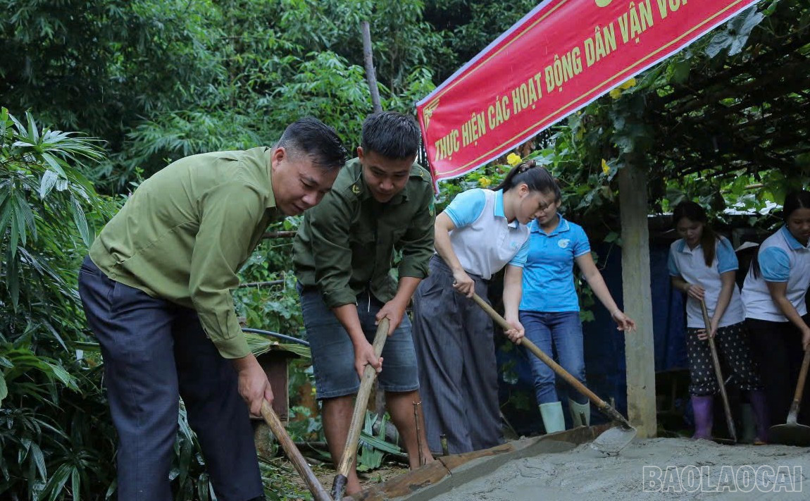Bevegelsesaktivitetene til kommunens kvinneforbund utføres bredt i hele kommunen, noe som skaper en levende konkurranseatmosfære. baolaocai-br_pnpk-6.jpg