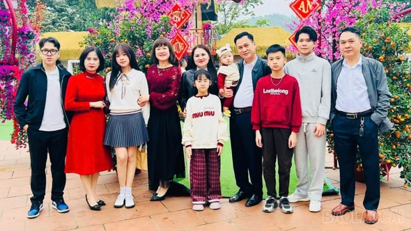 Rạng rỡ sắc xuân tại các điểm check-in công cộng