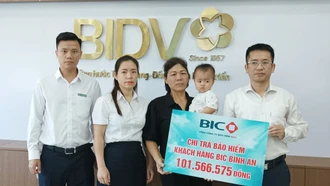 BIC chi trả quyền lợi bảo hiểm cho khách hàng tại Lào Cai