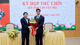 Đồng chí Phan Trung Bá được bầu giữ chức Phó Chủ tịch UBND tỉnh