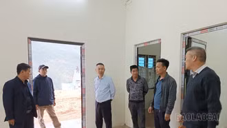 Hoàn thành căn nhà mẫu khu tái định cư Kho Vàng 