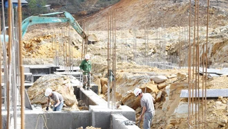 Thi công xuyên Tết tại công trình trường học biên giới Y Tý