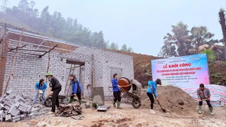 Đoàn kết - thi đua - chung tay vì người nghèo