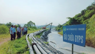 Kiểm tra an toàn hồ chứa, bãi thải tại Khu Công nghiệp Tằng Loỏng