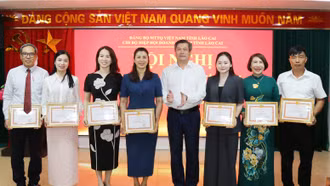 Đẩy mạnh hỗ trợ doanh nghiệp, phát huy vai trò hạt nhân chính trị