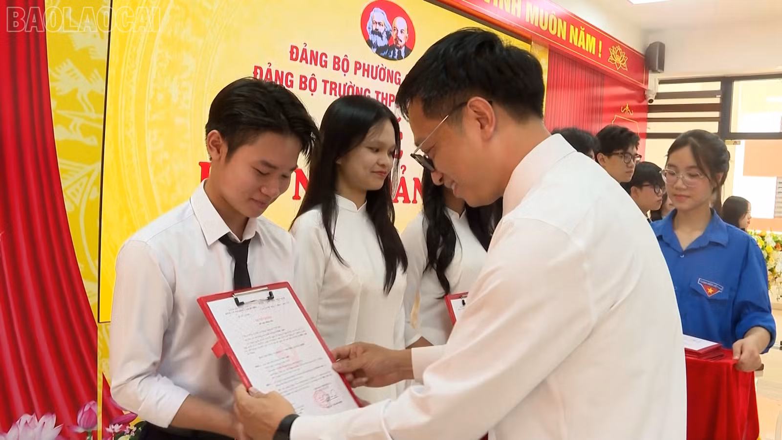 baolaocai-tl_nguon-cua-nguon-14.jpg