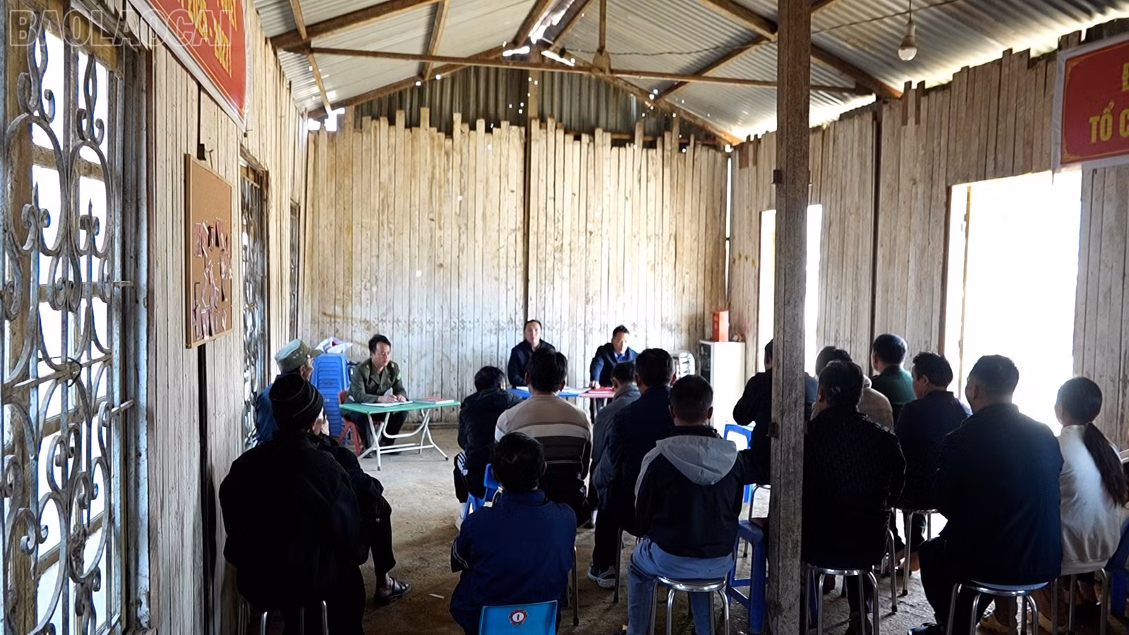 baolaocai-tl_anh-sang-11.jpg