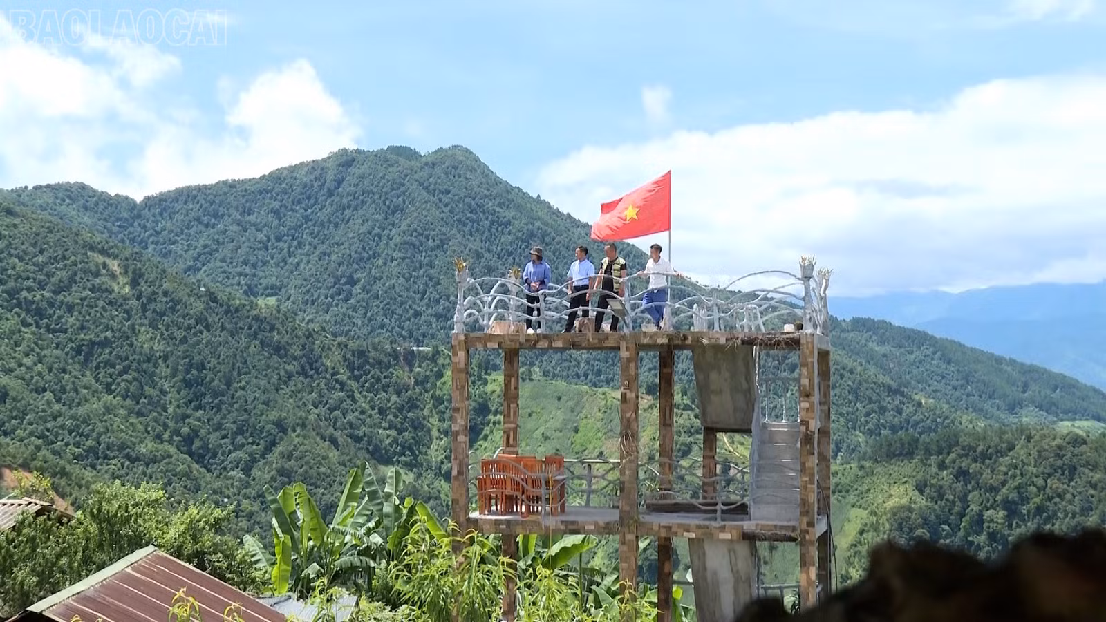 baolaocai-tl_anh-sang-20.jpg