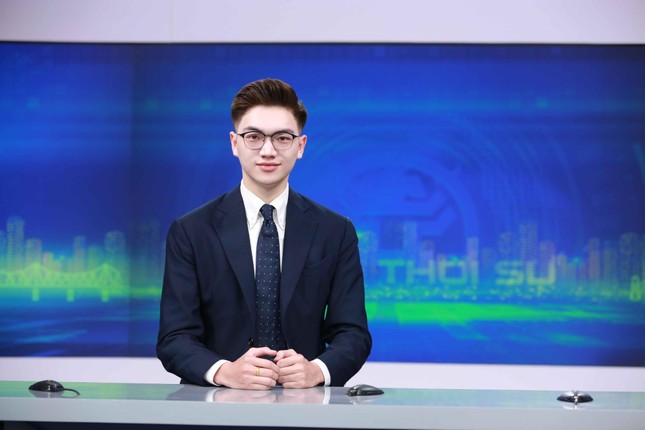 Nam sinh Lào Cai dẫn thời sự: Đảng viên trẻ đầy tài năng và nhiệt huyết ảnh 1