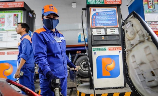 Giá dầu thô xuống thấp nhất 6 tháng, giá xăng sắp giảm tiếp? ảnh 1 Giá dầu thô xuống thấp nhất 6 tháng, giá xăng sắp giảm tiếp? ảnh 1