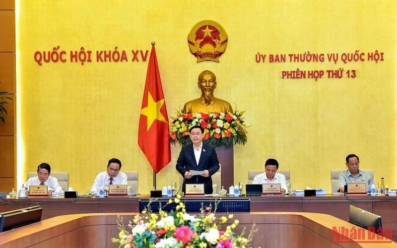 Phiên họp thứ 13 Ủy ban Thường vụ Quốc hội. (Ảnh Duy Linh)