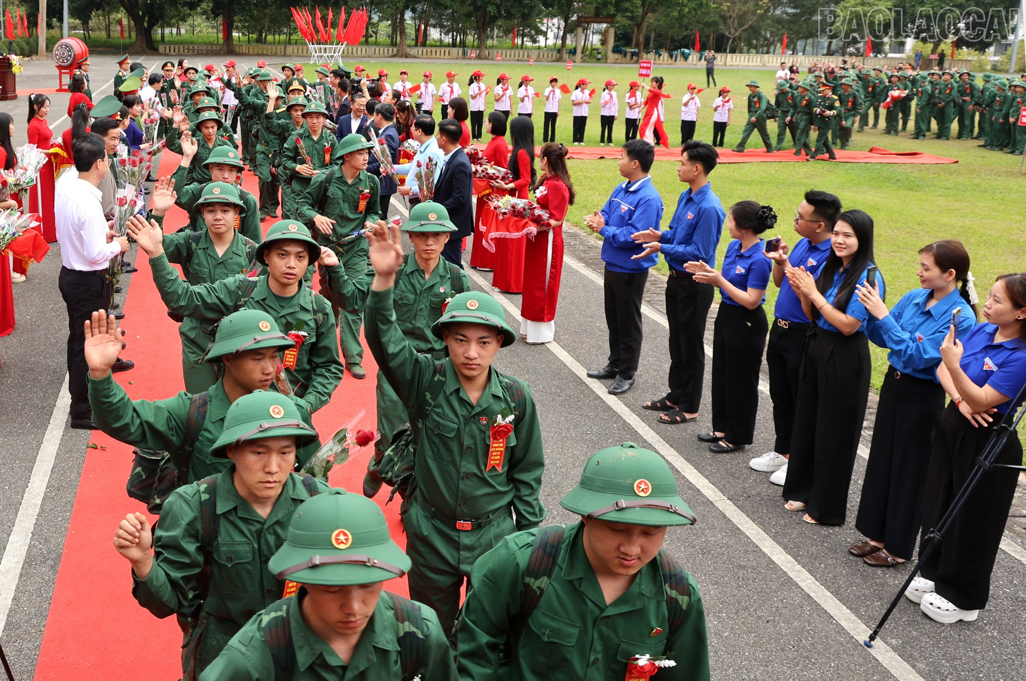 Lào Cai tổ chức Lễ giao nhận quân năm 2026 ảnh 27