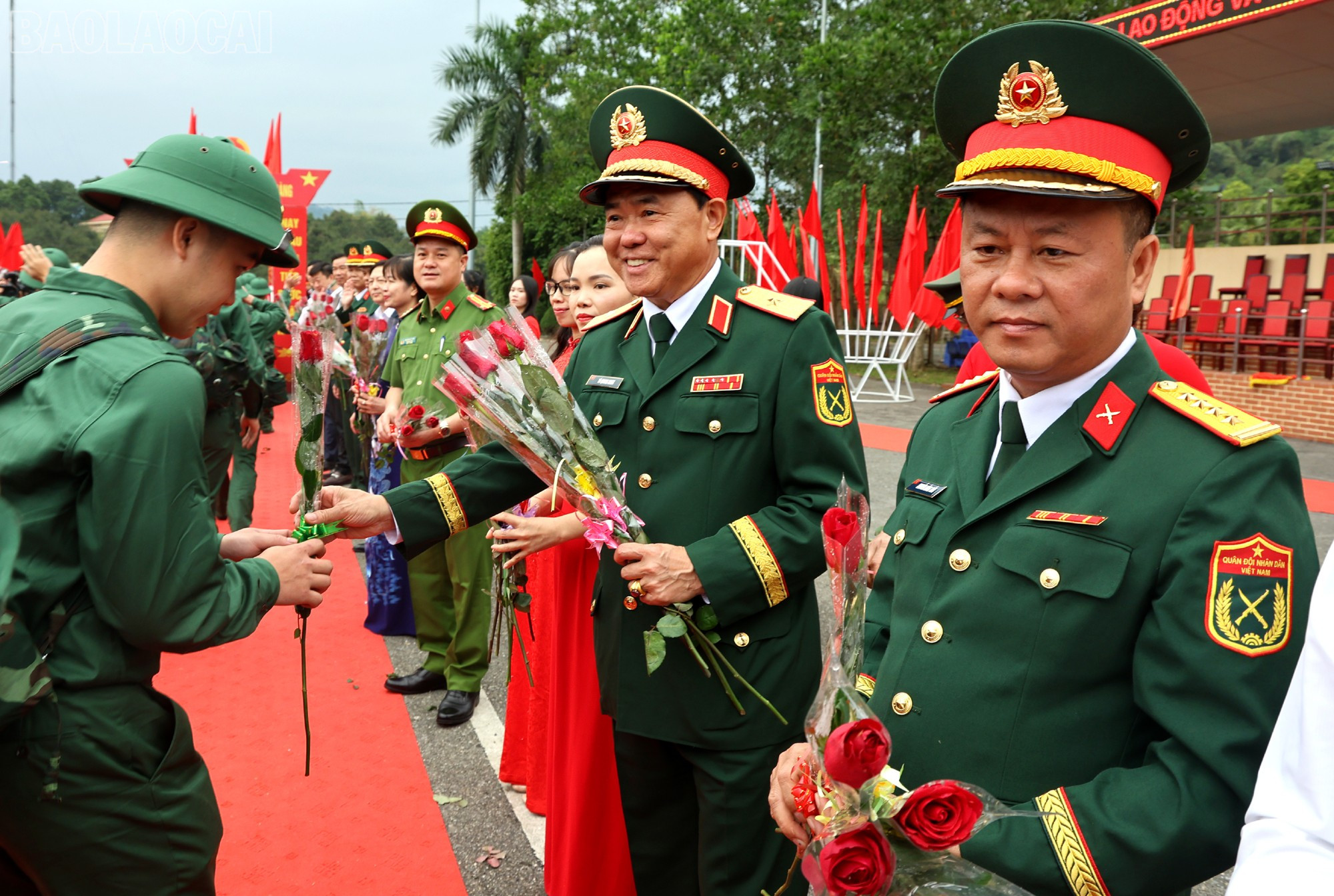 Lào Cai tổ chức Lễ giao nhận quân năm 2026 ảnh 25