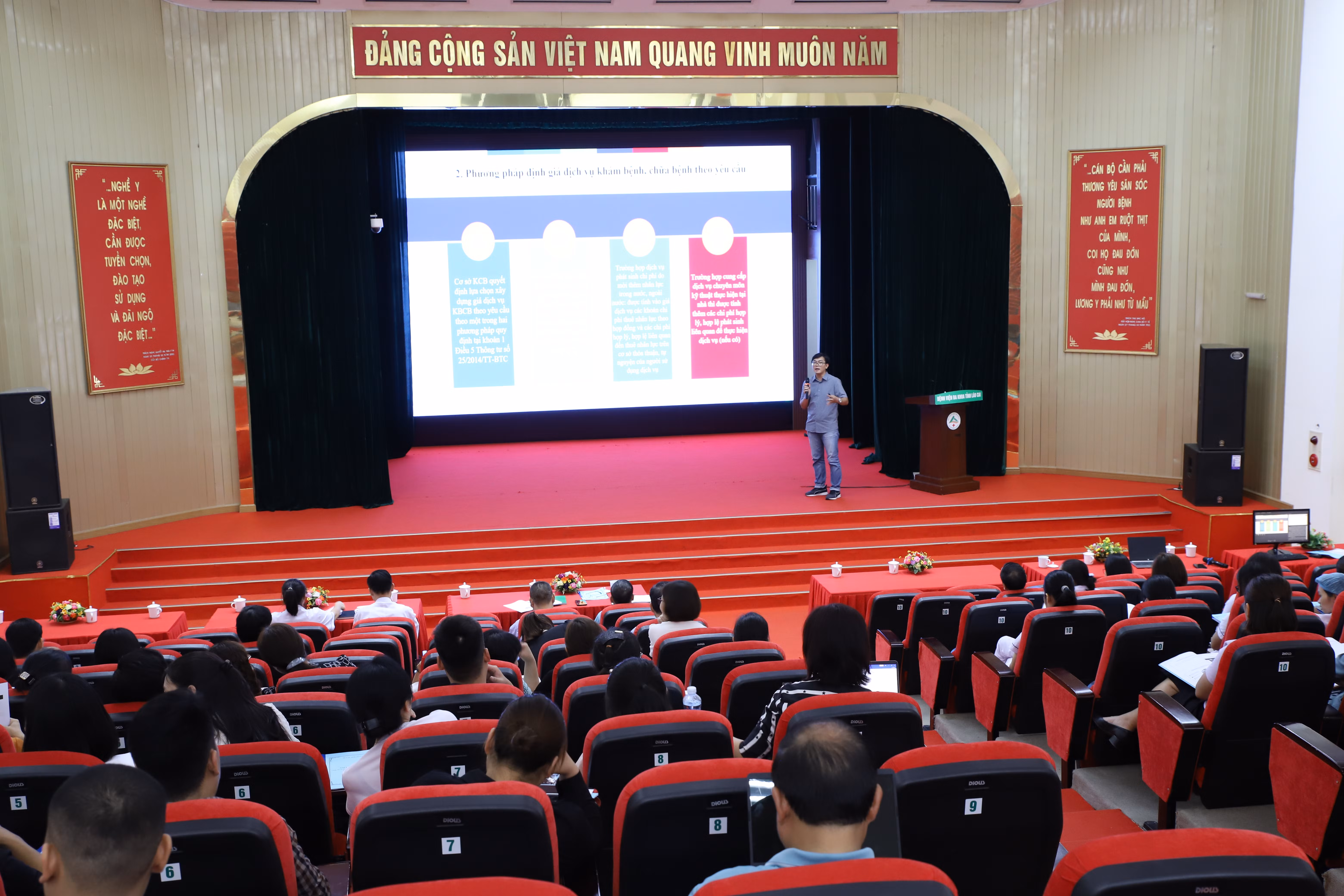 Quang canh tap huan.JPG