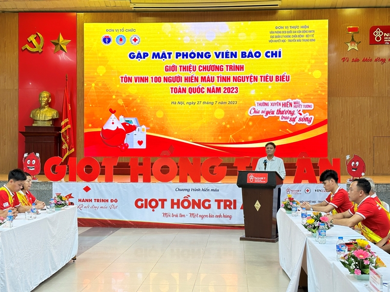 Ông Lê Gia Tiến, Chánh Văn phòng Ban chỉ đạo quốc gia Vận động HMTN phát biểu. Ông Lê Gia Tiến, Chánh Văn phòng Ban chỉ đạo quốc gia Vận động HMTN phát biểu.