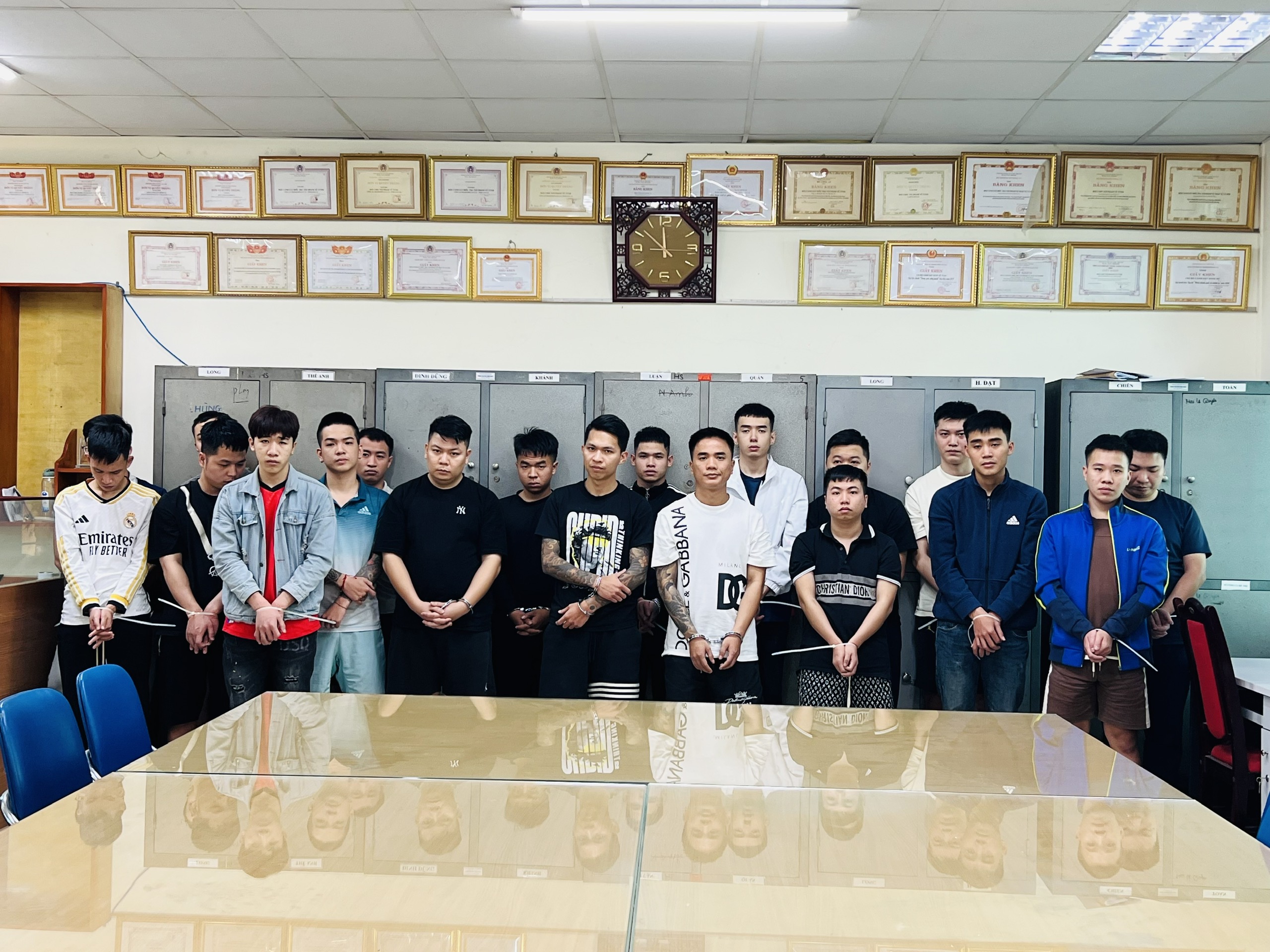 Một số đối tượng triệu tập làm việc tại cơ quan Công an. mot-so-doi-tuong-trieu-tap-lam-viec-tai-co-quan-cong-an-2525.jpg