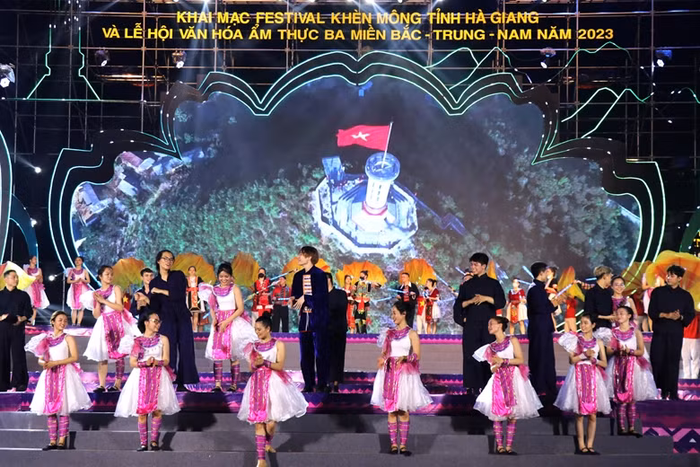 Chương trình nghệ thuật đặc sắc với chủ đề "Mùa xuân cao nguyên".