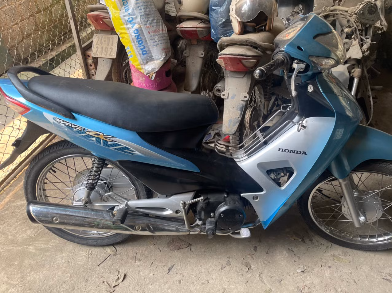 Tang vật thu giữ.jpg