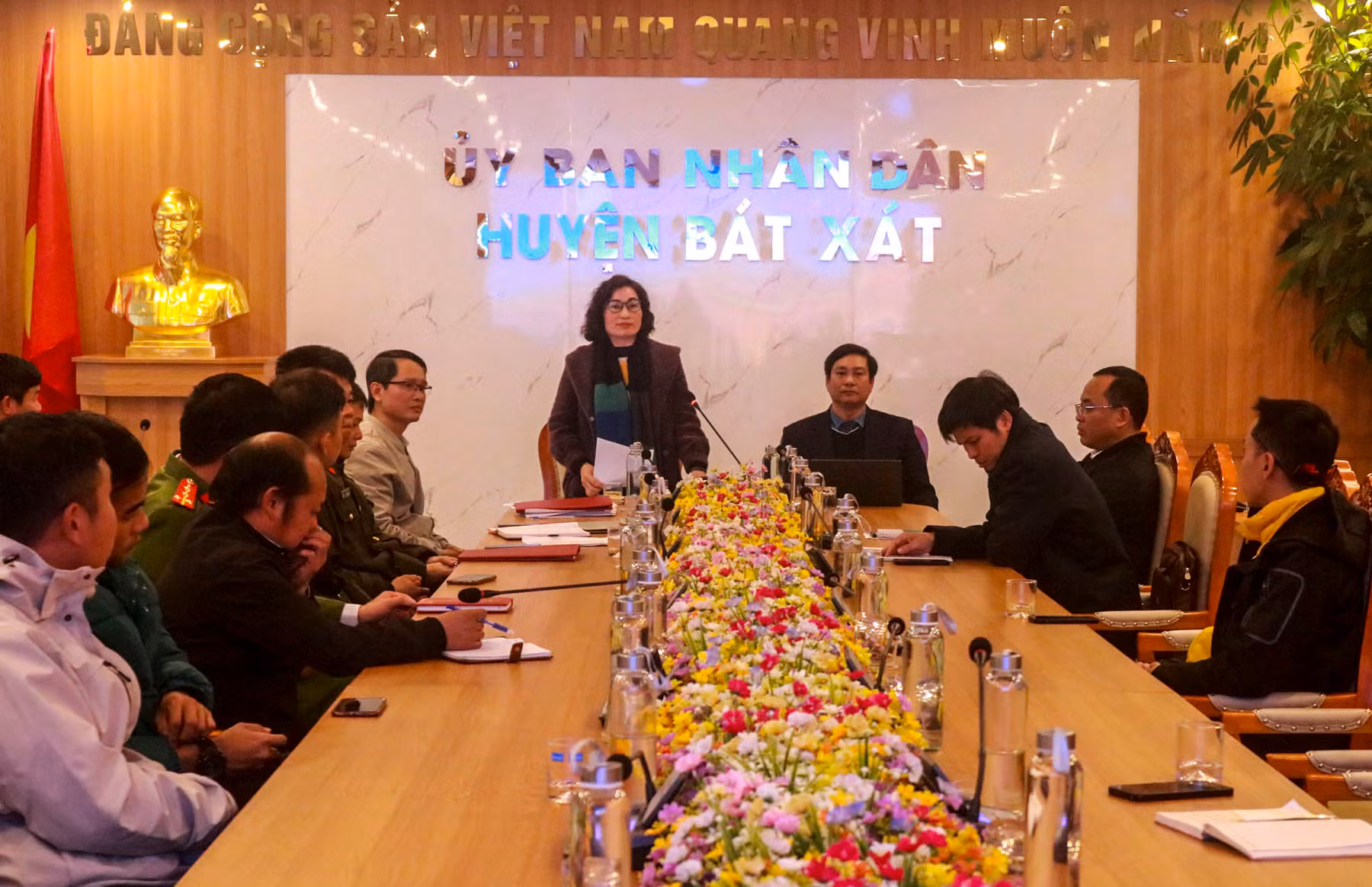 Đồng chí Bàn Thanh Thảo, Ủy viên BTV Huyện ủy, phó Chủ tịch UBND huyện Bát Xát kết luận Hội nghị.jpg