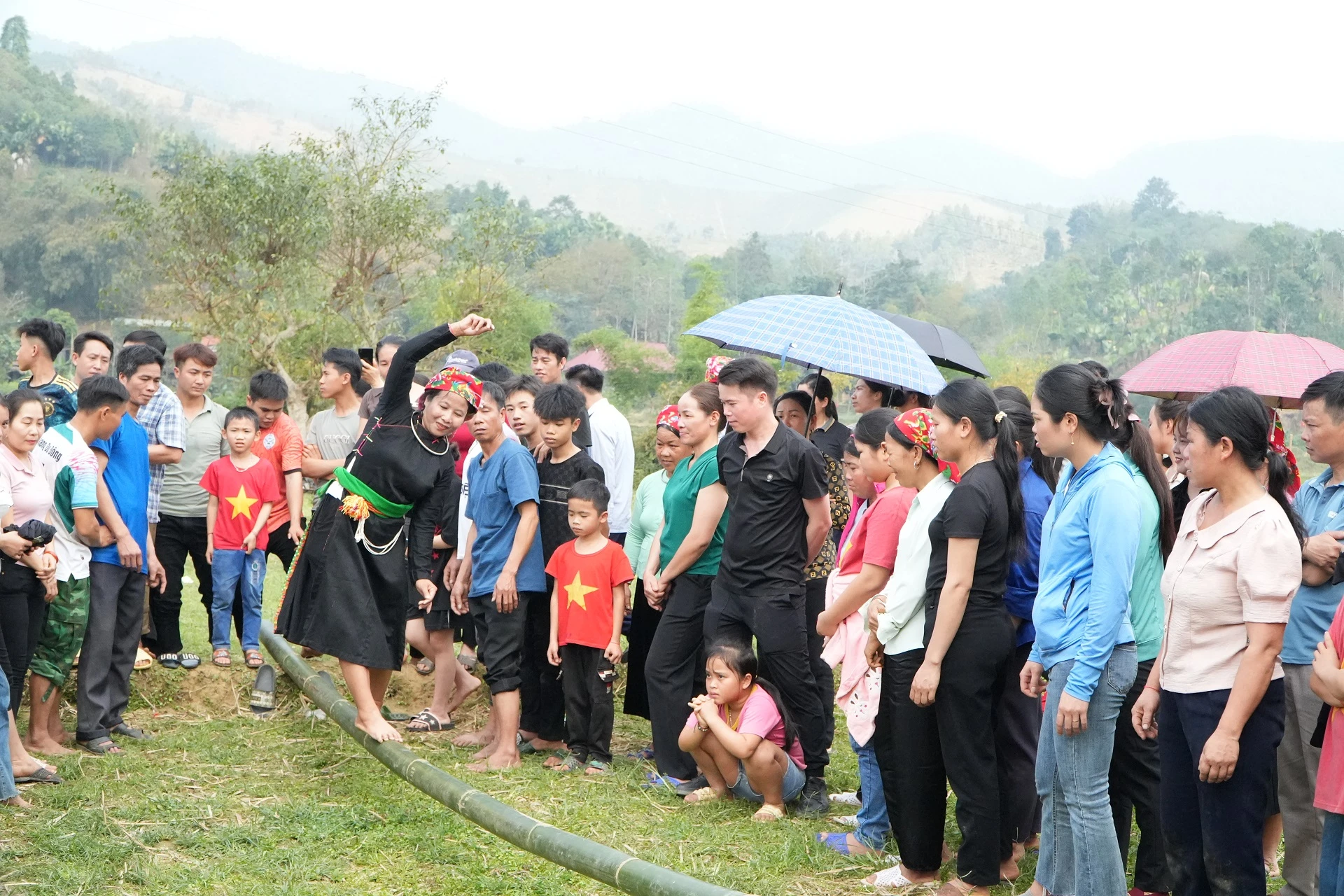 Thi đi câu thăng bằng (1).JPG