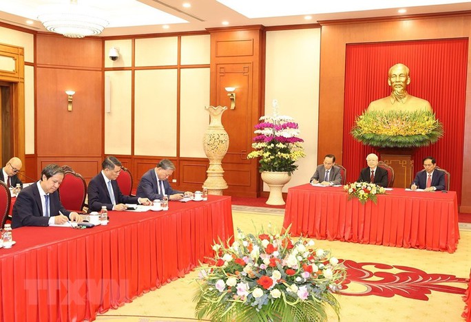 Tổng Bí thư điện đàm cấp cao với Tổng thống Pháp - Ảnh 4.