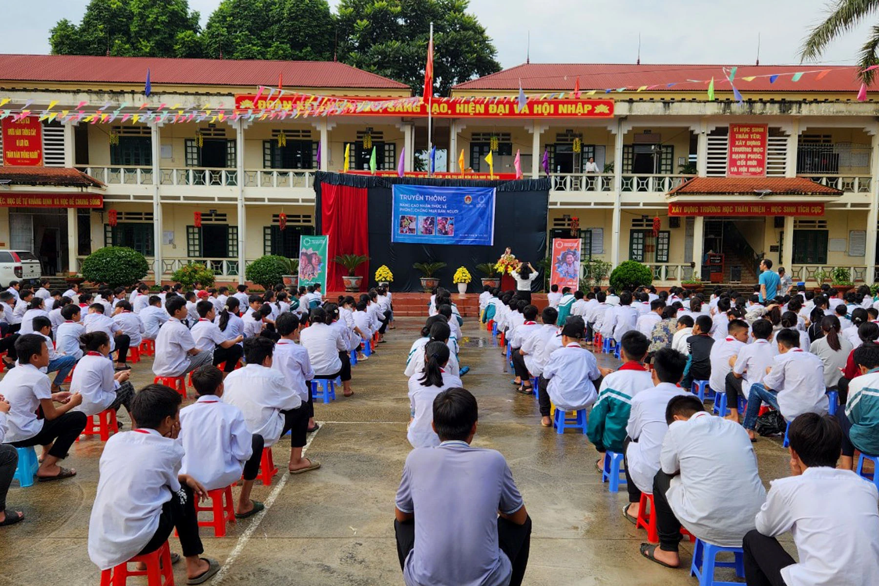 Quang cảnh buổi truyền thông (1).jpg