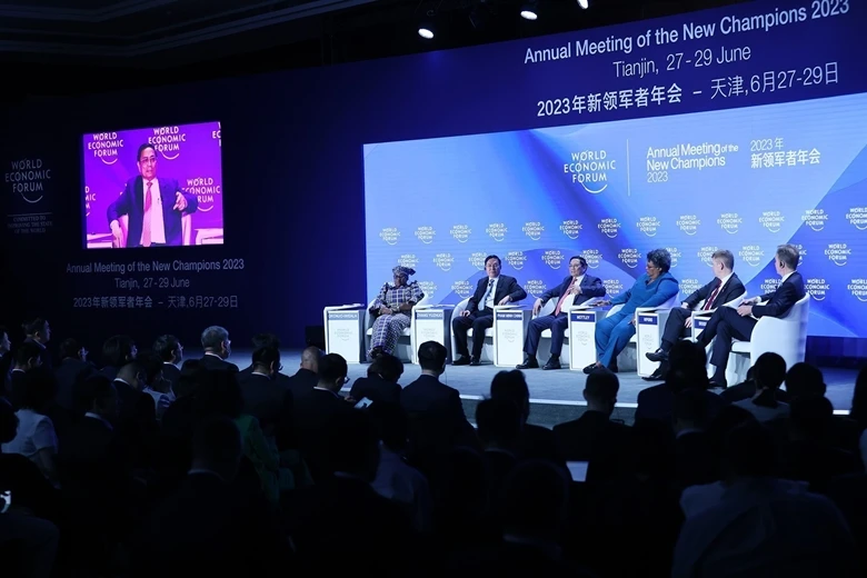 Thủ tướng Phạm Minh Chính tham dự và phát biểu tại phiên toàn thể.