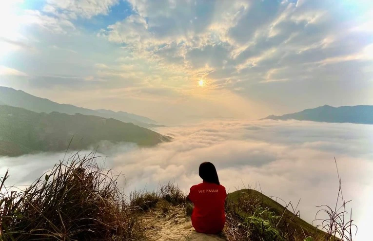 Tour "săn" mây thơ mộng ở khu vực Đông - Tây Bắc hút khách mùa lạnh với lịch trình phù hợp từ 2-3 ngày dịp Tết Dương lịch này.