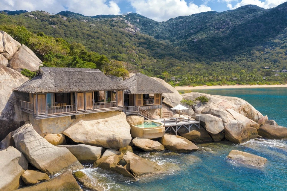 Bên cạnh Cam Ranh và Nha Trang, Ninh Hòa cũng là một điểm đến lý tưởng trong mùa hè này tại tỉnh Khánh Hòa.