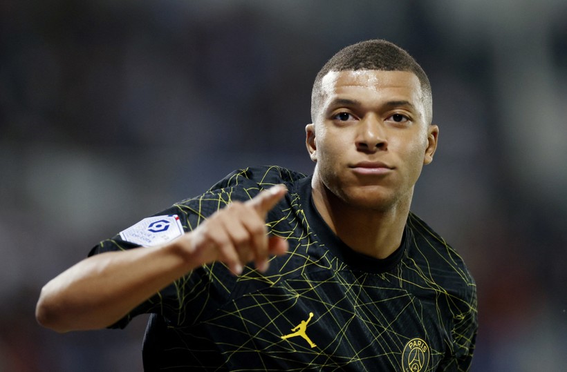 Mbappe được nhiều đội bóng quan tâm. Mbappe được nhiều đội bóng quan tâm.