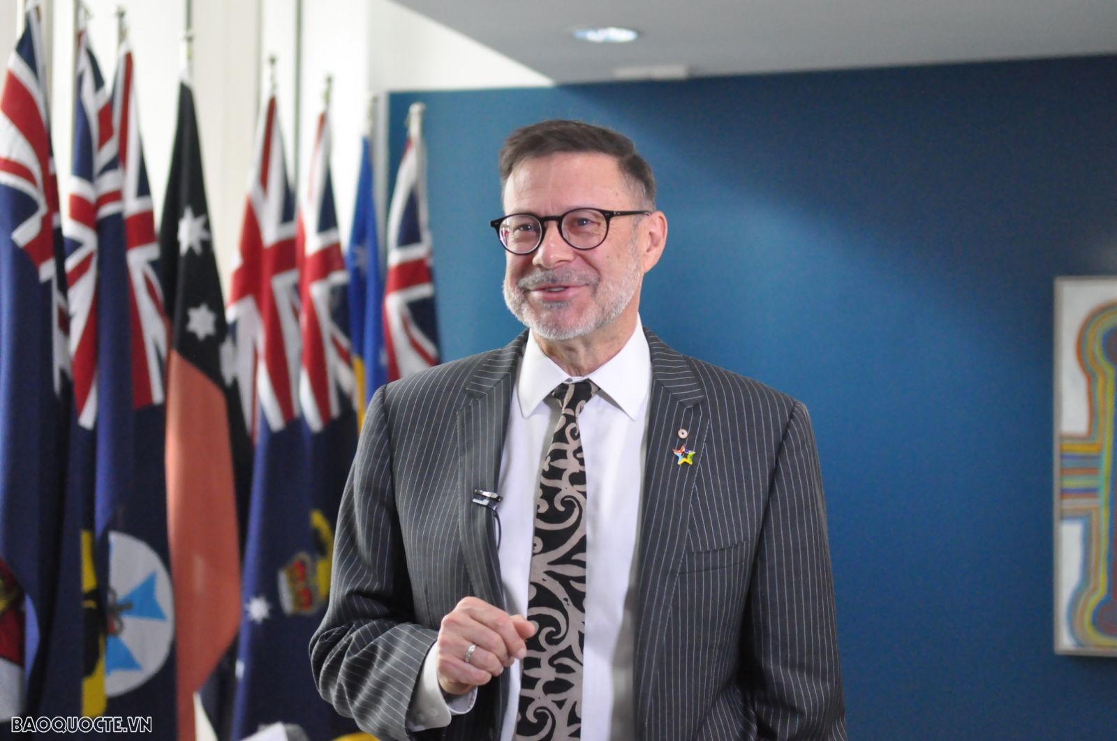 Đại sứ Australia tại Việt Nam Andrew Goledzinowski. Đại sứ Australia tại Việt Nam Andrew Goledzinowski.