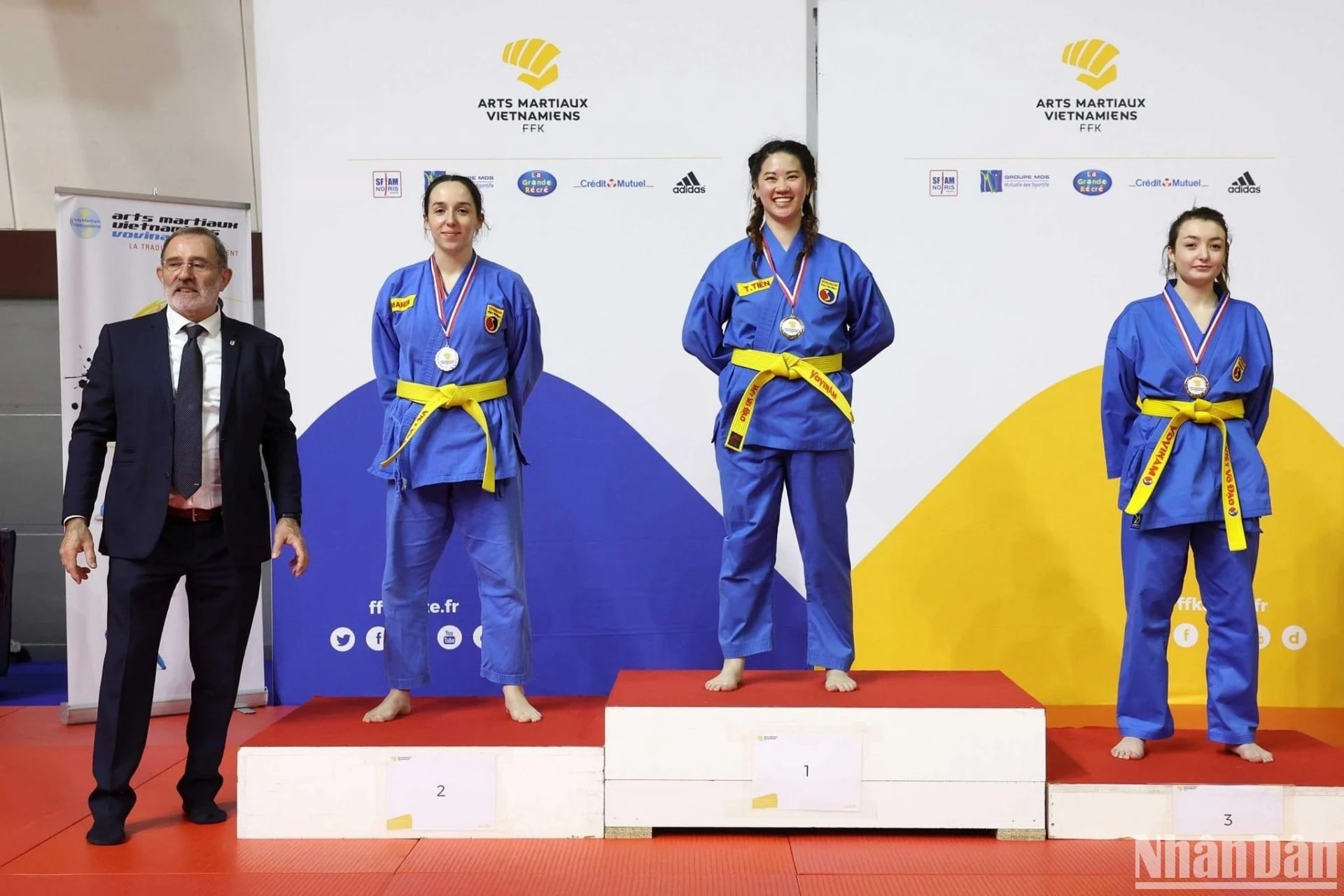 Trương Thủy Tiên đã nhiều lần chiến thắng tại các cuộc thi võ thuật tại Pháp và tại châu Âu.