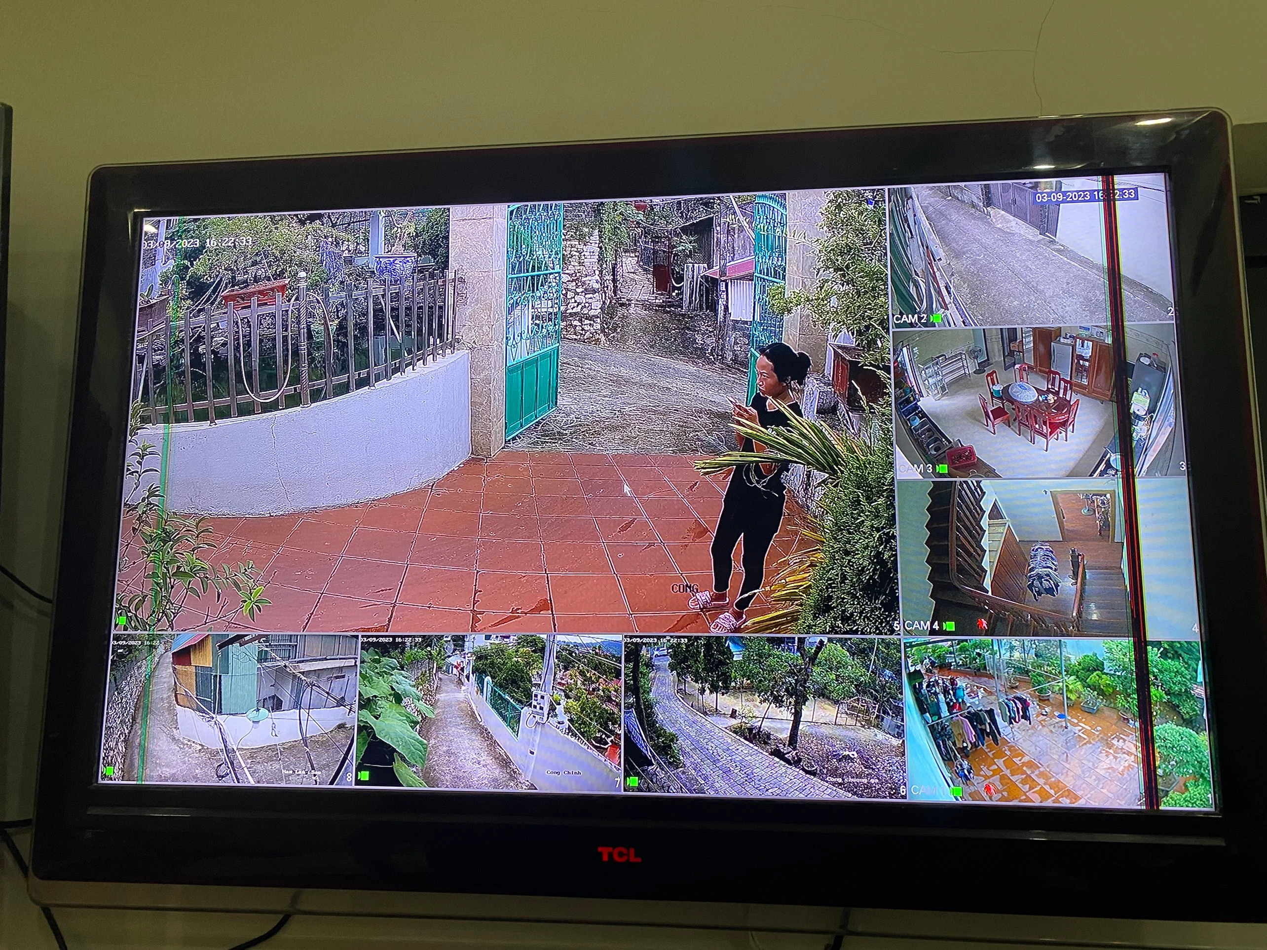 Ảnh3. Tĩnh lắp đặt hệ thống camera an ninh báo động xung quanh nơi ở (1).jpg