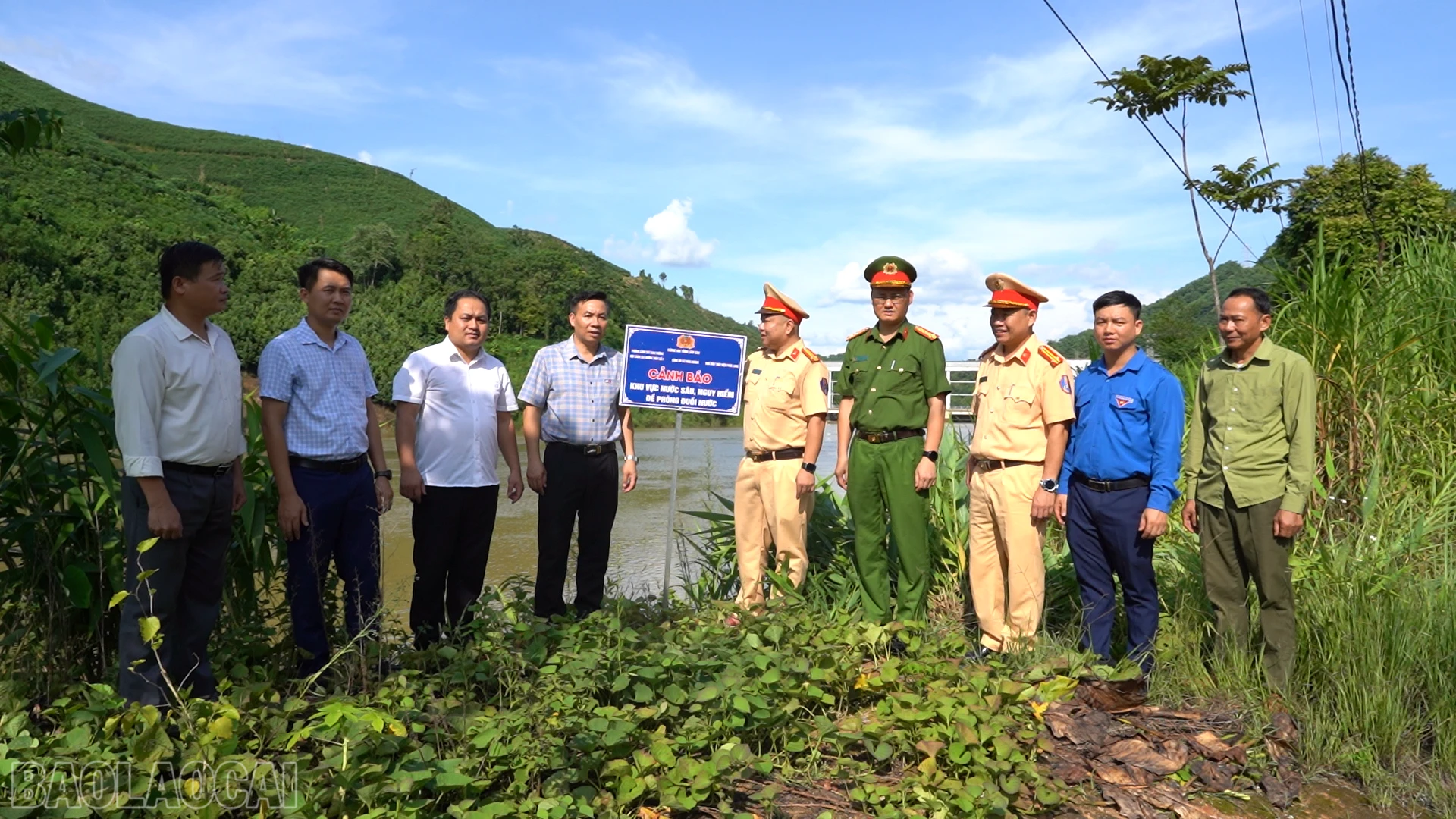 baolaocai-bl_anh-18-cam-bien-canh-bao-nguy-hiem.png