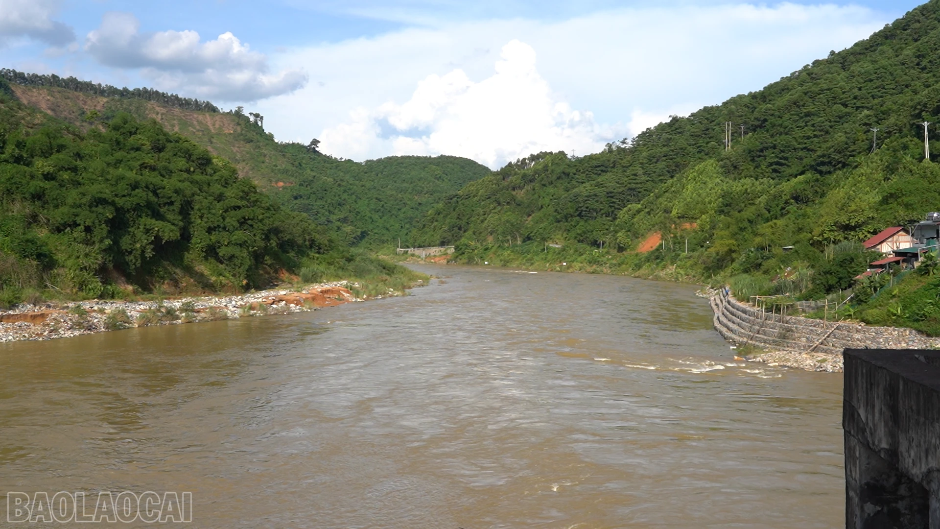 baolaocai-bl_anh-20-nuosc-duoi-dao-thuy-dien-phuc-long-xa-phuc-khanh.png
