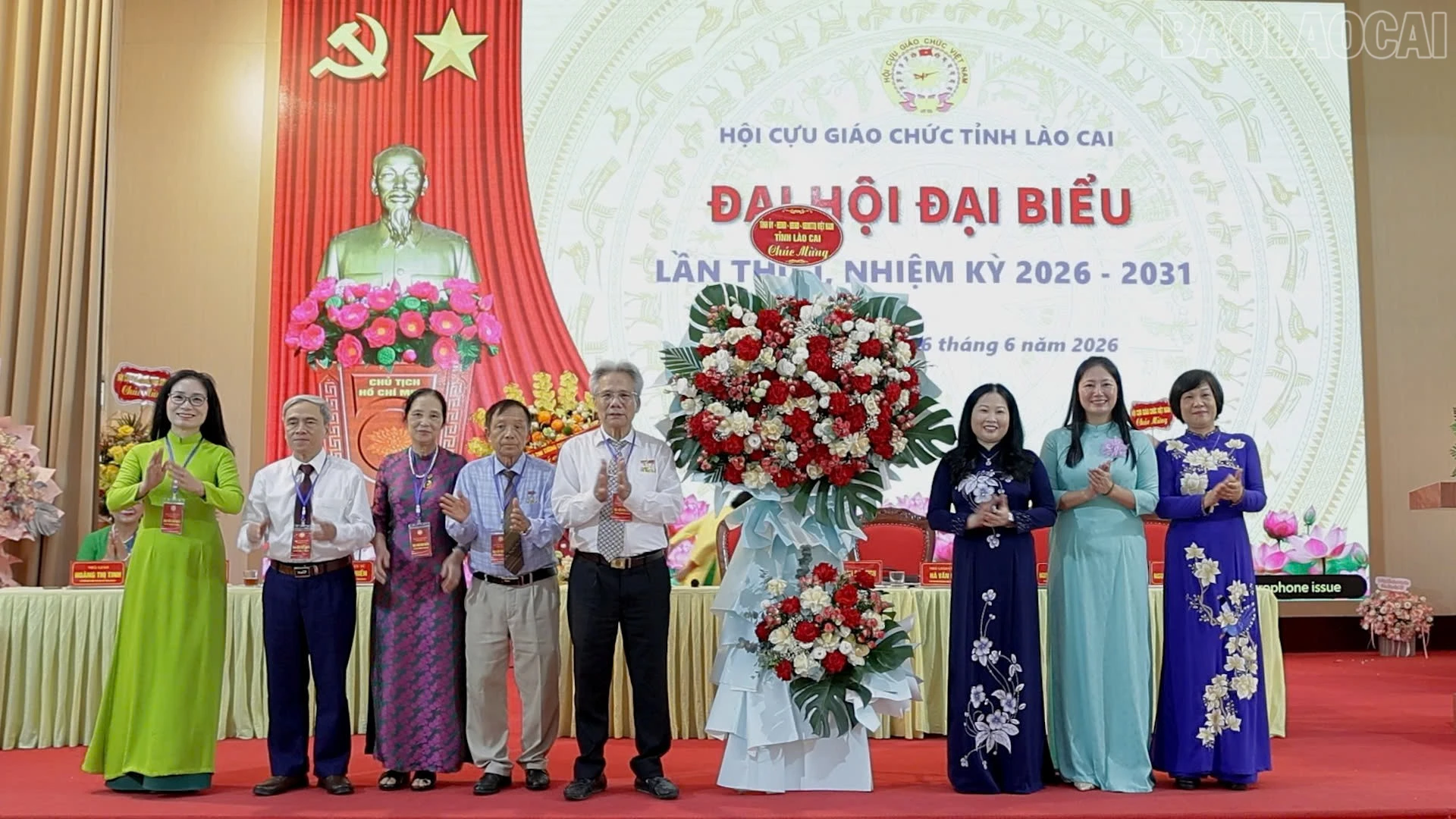 baolaocai-tr_z7977746530907-972d9f91b3b77725256da504f6c98d13.jpg