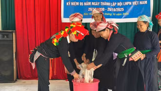 Xã Bảo Hà duy trì hiệu quả mô hình tiết kiệm giúp phụ nữ nghèo