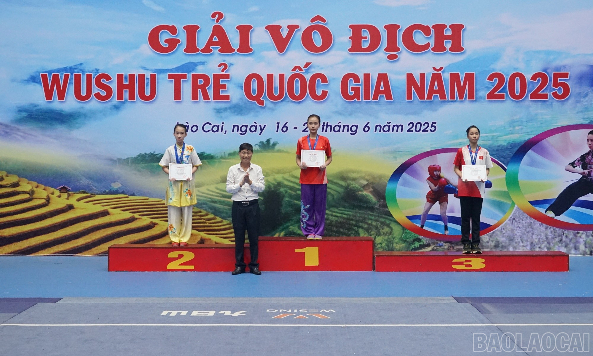 Trao giải nội dung Taolu. baolaocai-br_ungtung.jpg