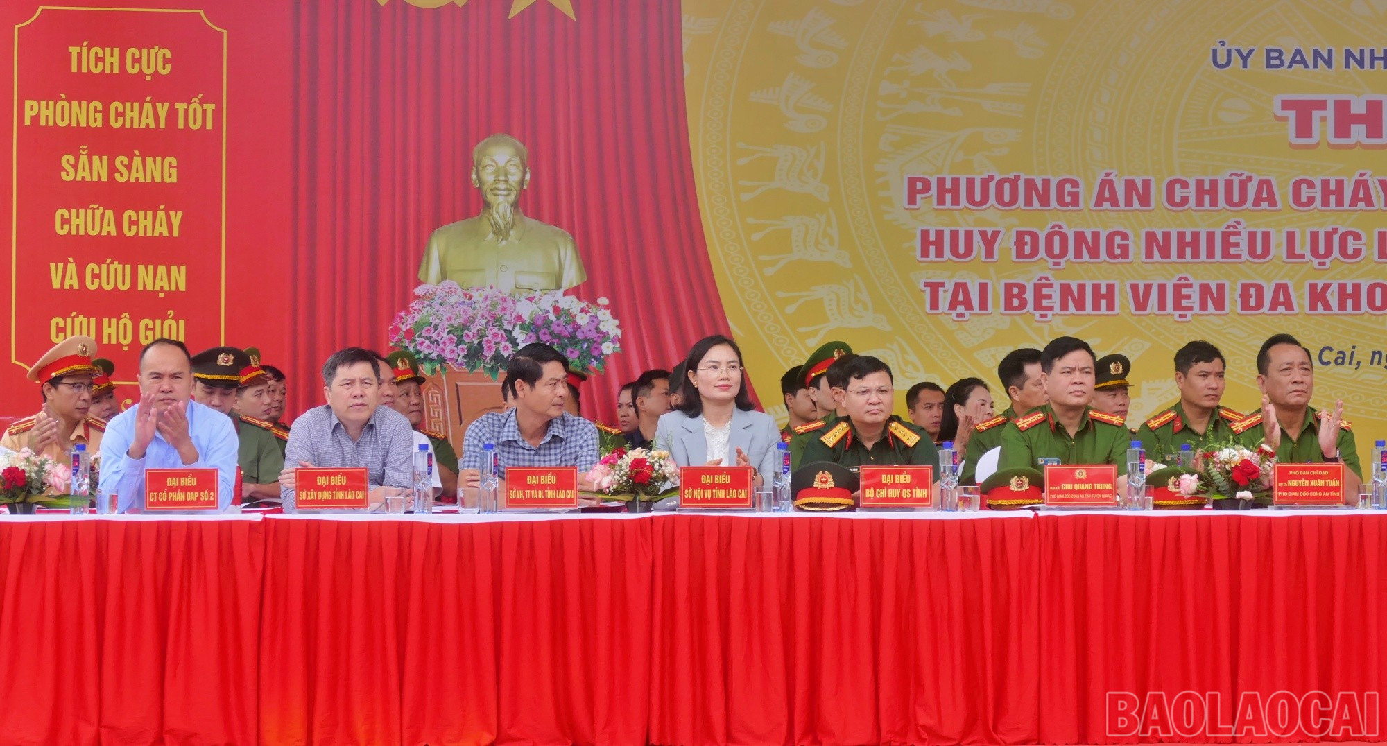 Các đại biểu tham dự buổi diễn tập. baolaocai-br_pc1.jpg