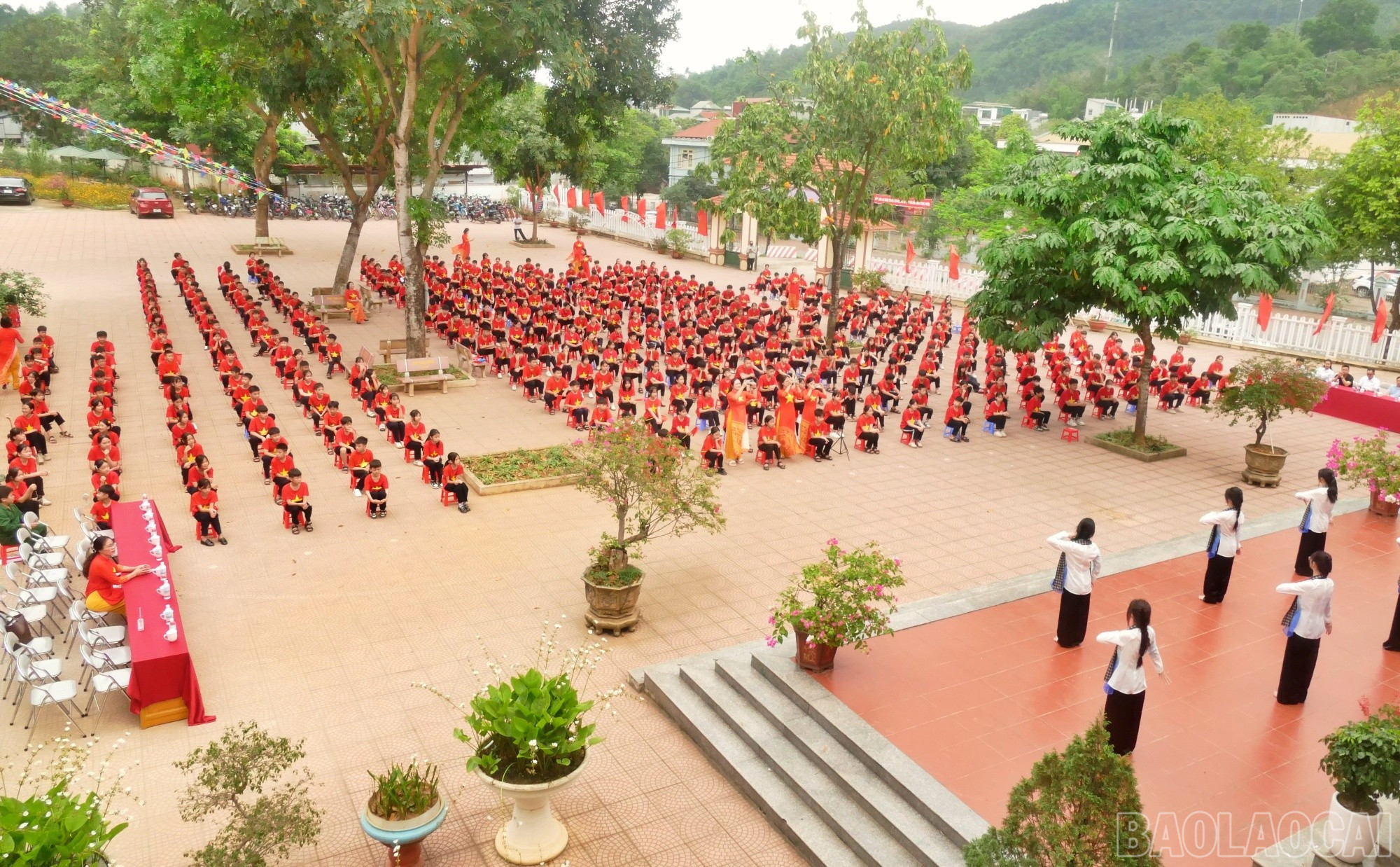 Quang cảnh hội thi. baolaocai-br_toan0.jpg