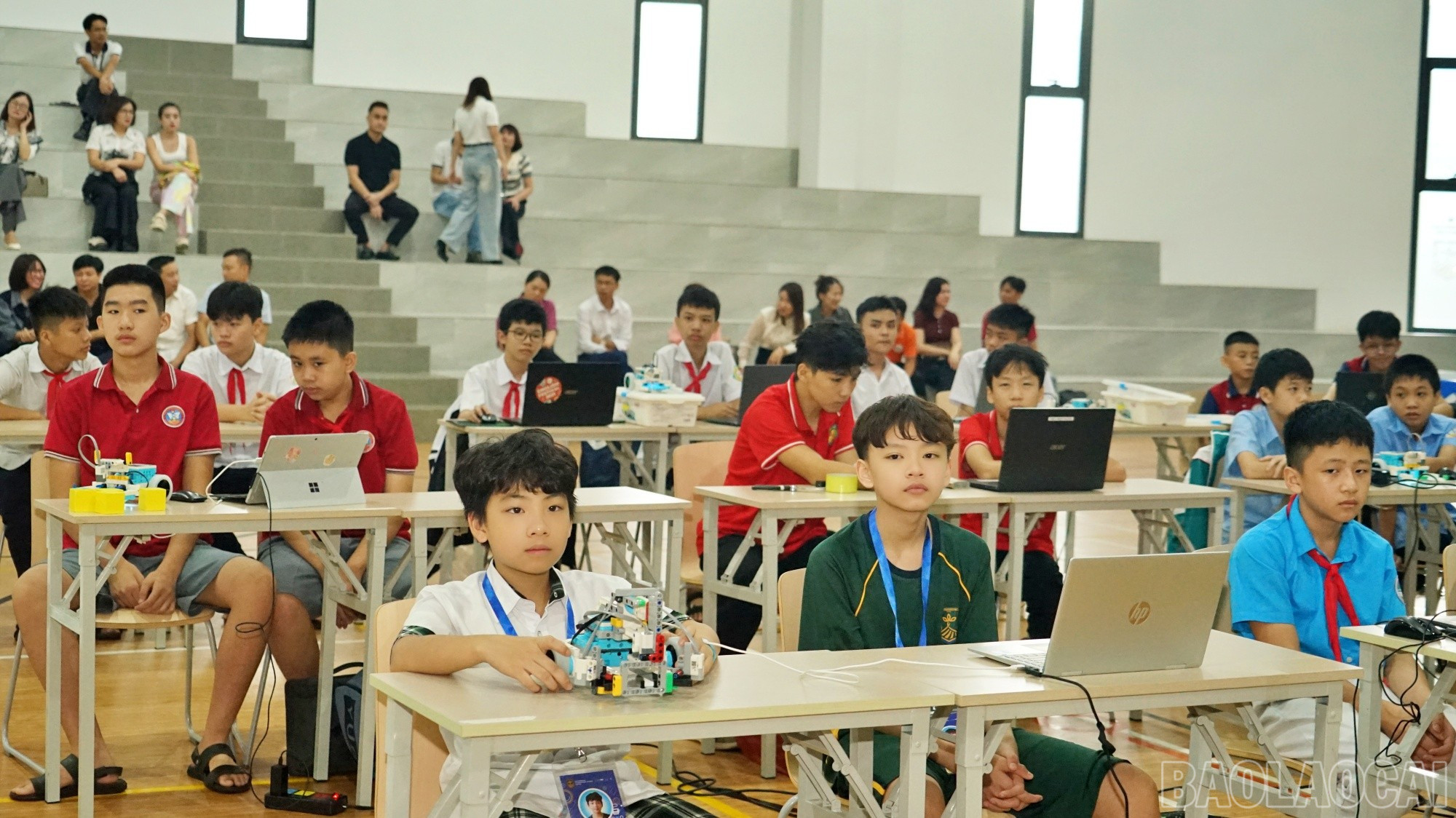 Cuộc thi thu hút 36 đội thi đến từ 23 đoàn trong tỉnh tham gia. baolaocai-br_robo5.jpg