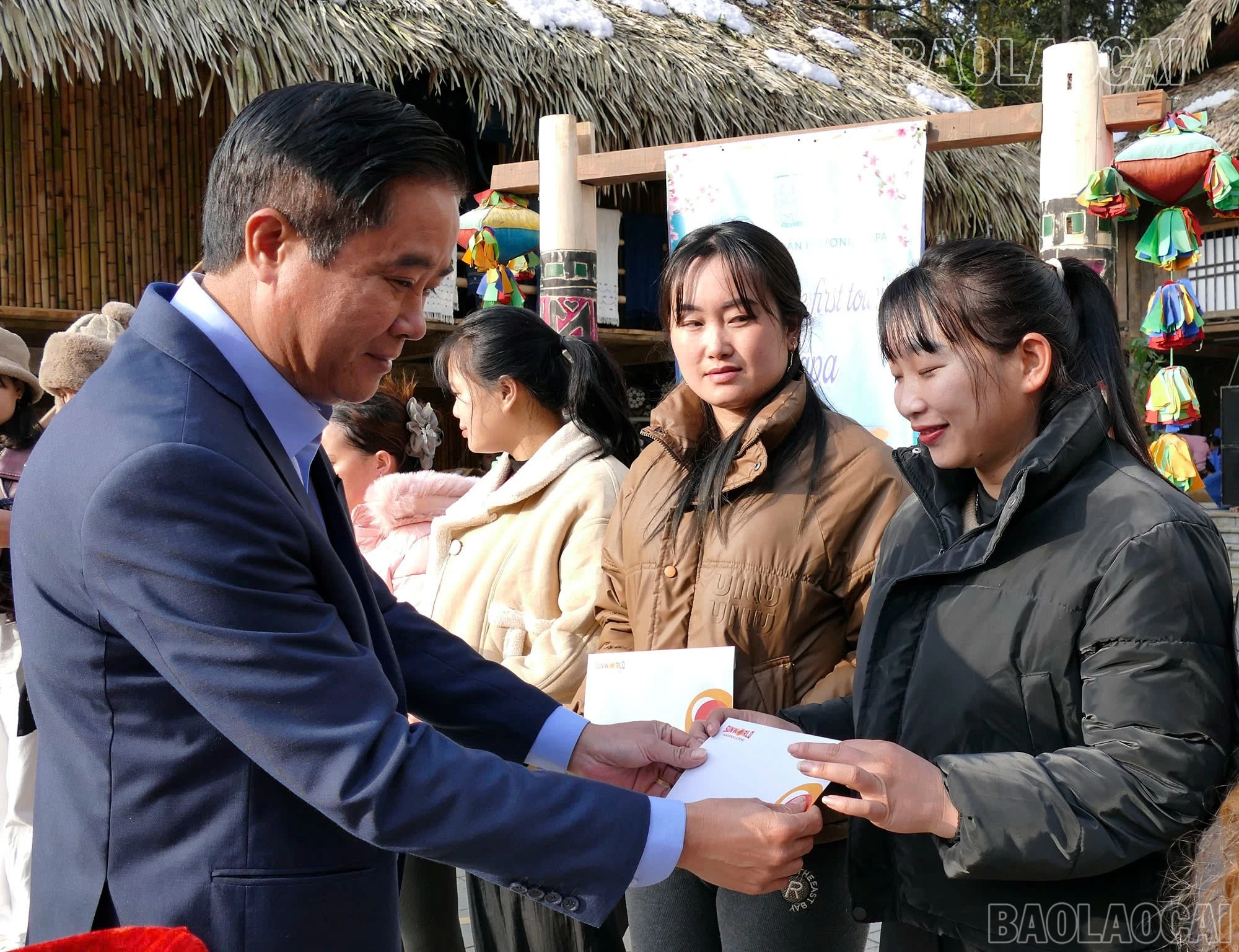 baolaocai-br_khachp-5.jpg