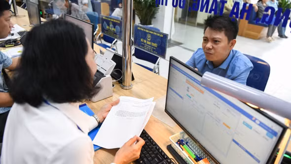 Khi xếp ngạch chuyên viên chính, công chức cấp xã phải có chứng chỉ bồi dưỡng hay không?