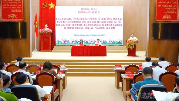 Đoàn giám sát số 12 của Tỉnh ủy làm việc tại các xã: Bản Lầu, Mường Khương, Cao Sơn, Pha Long
