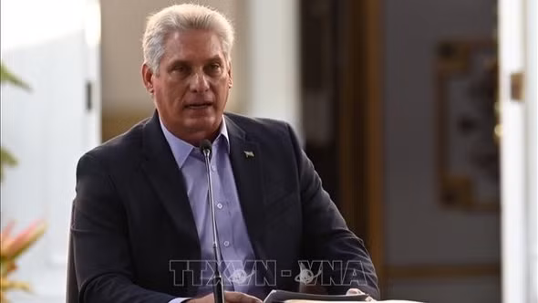 Cuba đẩy mạnh cải cách hành chính