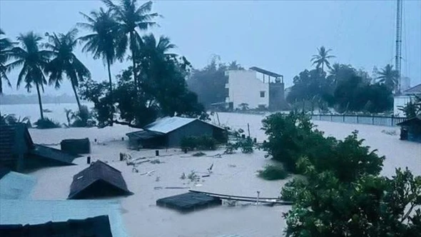 Mưa lũ khiến 85 nhà hư hỏng, 20.454 nhà ngập tại khu vực miền Trung