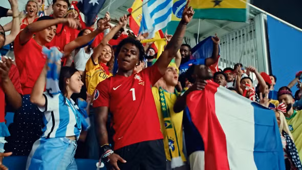 Ca khúc cổ động World Cup 2026 của nam streamer Gen Z gây sốt toàn cầu