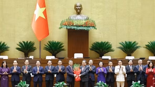 Phân công công tác của Thủ tướng Chính phủ và các Phó Thủ tướng Chính phủ