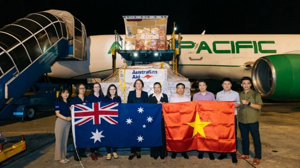 Australia cam kết hỗ trợ Việt Nam 3 triệu đô la Úc khắc phục hậu quả bão lụt